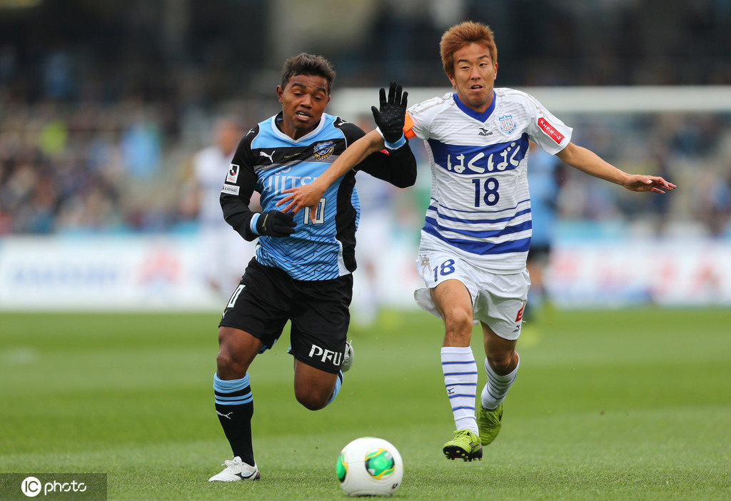 图卢兹队士气高昂，期待卫冕冠军称号，全场震撼