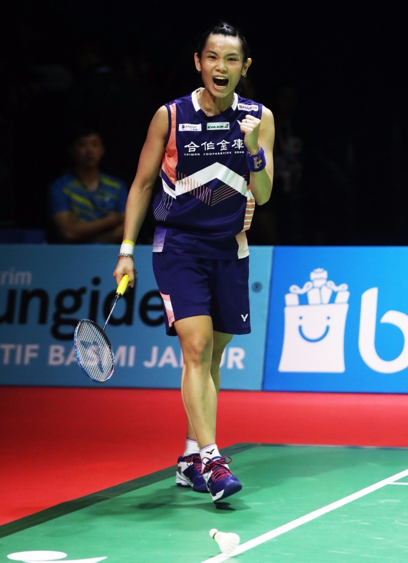 中国队完胜马来西亚队，戴资颖扛起全队