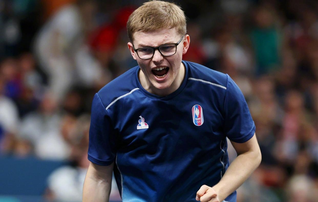 法国队鏖战日本队，张本智和点燃赛场